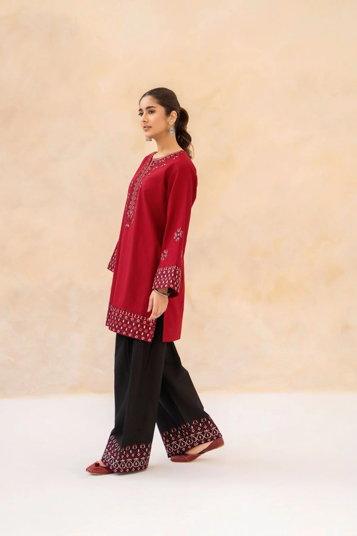 Anar Emb 2pc