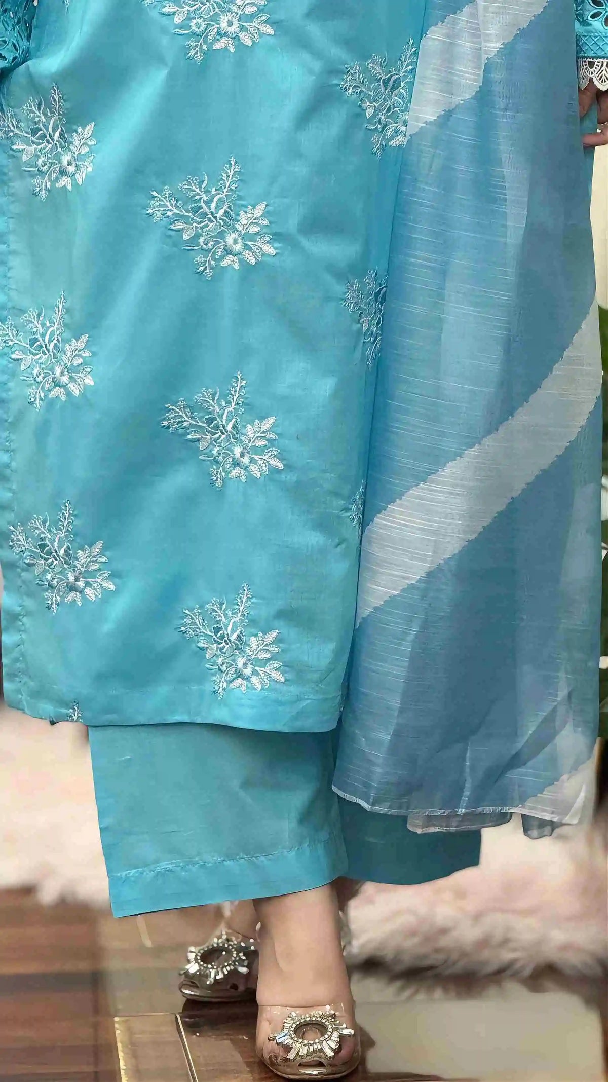Horiya SkyBlue Emb 3pc