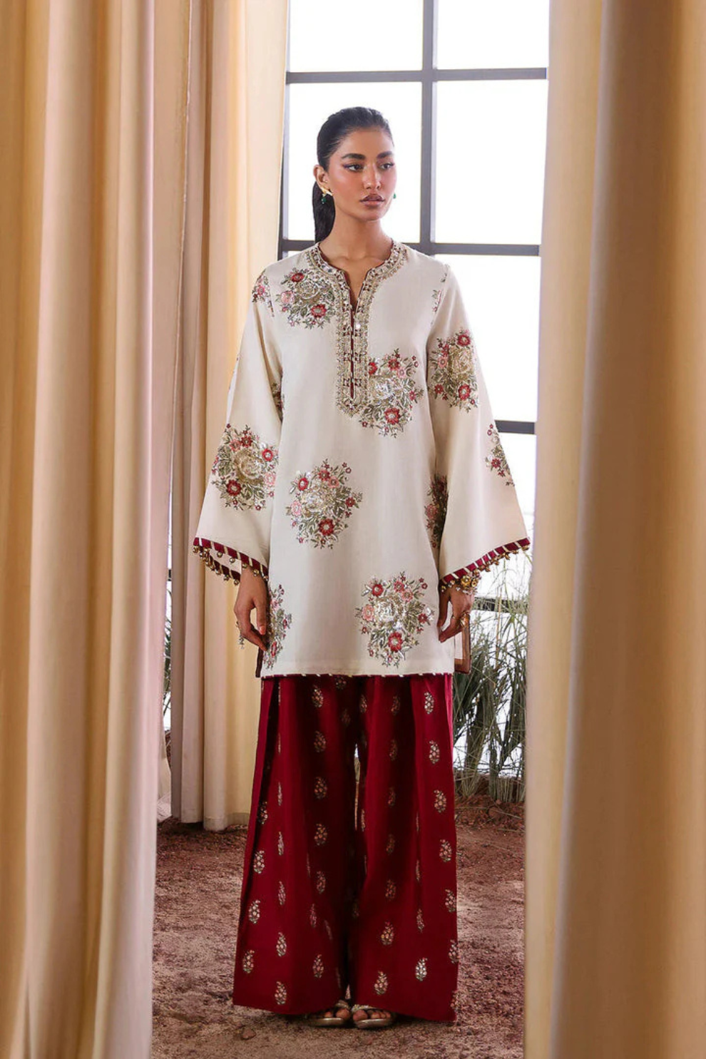 ETHNIC - OFF WHITE