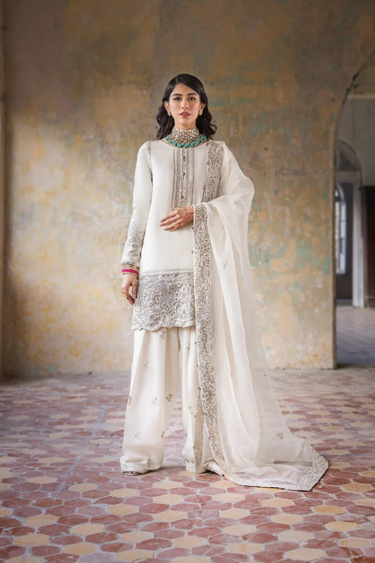 HOORAIN