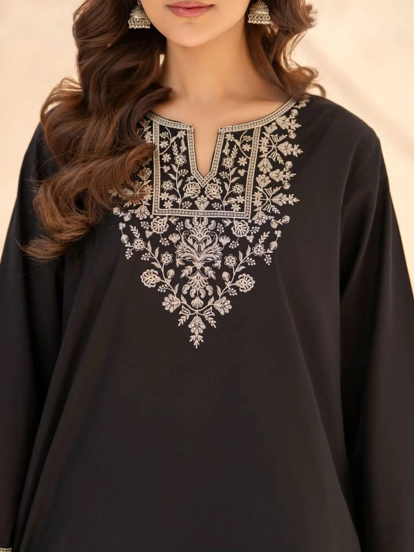 Siyahi Emb 2pc