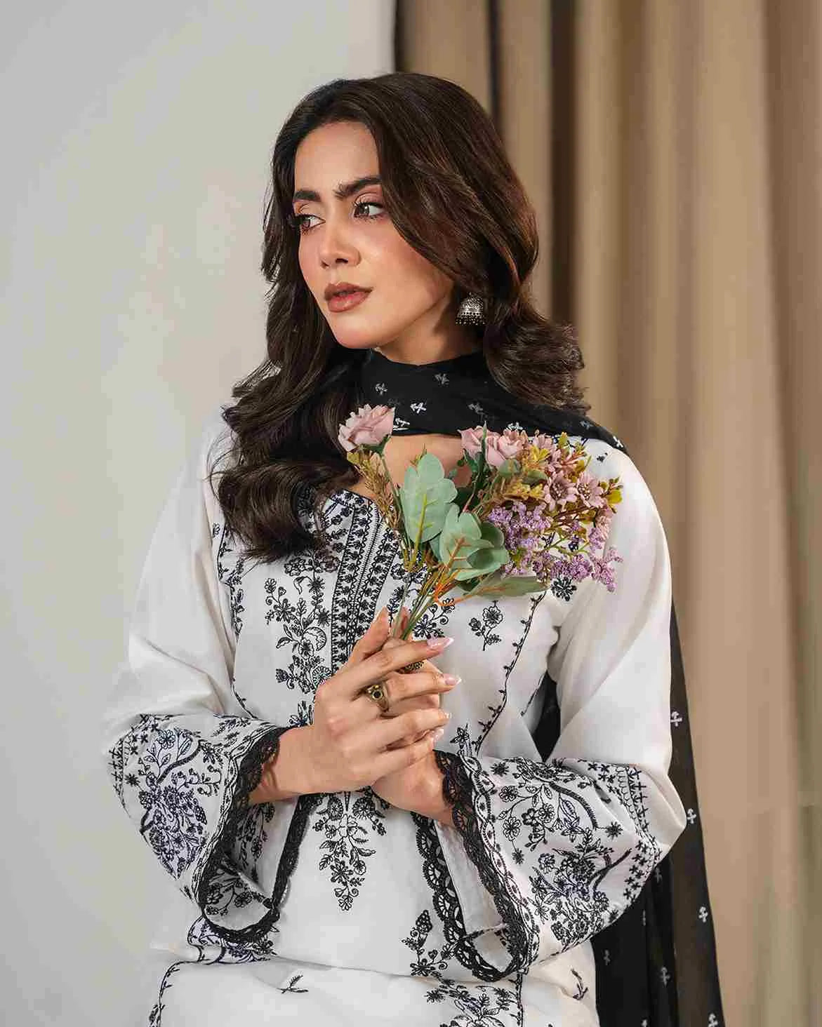 Areeza Emb 3pc